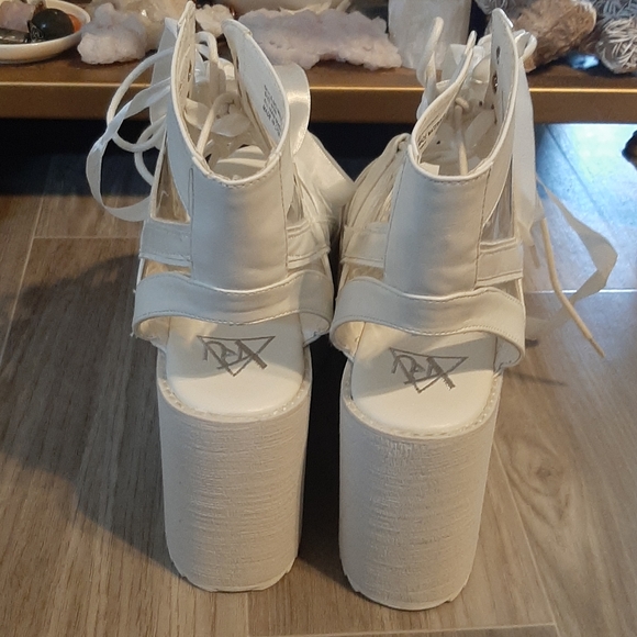 Y.R.U Medusa chunky platform lace ups - Picture 6 of 8